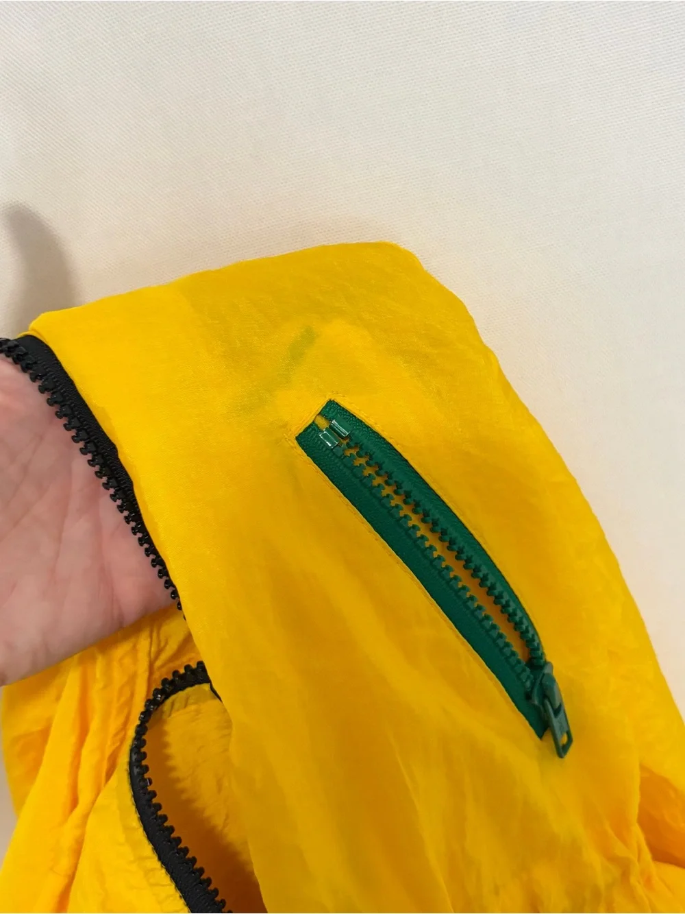 VTG 90s Esprit yellow hooded windbreaker Jacket Girls Youth 4–5 Years Colorful